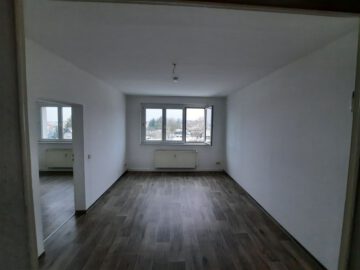 4-Zimmer-Wohnung mit Balkon, 01979 Lauchhammer, Etagenwohnung